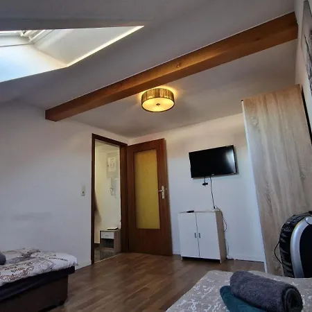 Flex Aparts - Moeblierte In Apartman